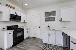 203 Roake Ave SE, Castle Rock, WA 98611 - Photo 6