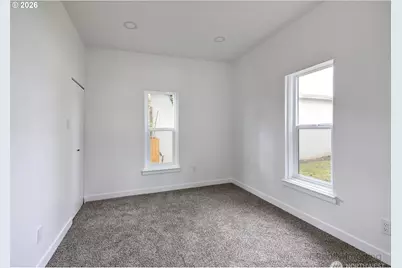 203 Roake Avenue SE, Castle Rock, WA 98611 - Photo 12
