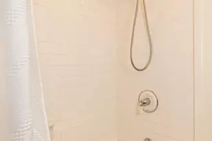 1709 E Republican St, Seattle, WA 98112 - Photo 18
