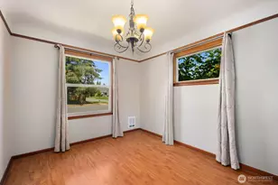 102 S 68th St, Tacoma, WA 98408 - Photo 10