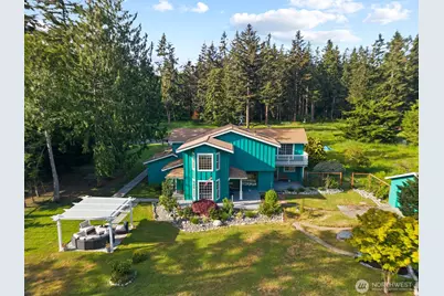 751 Hazzle Court, Coupeville, WA 98239 - Photo 4