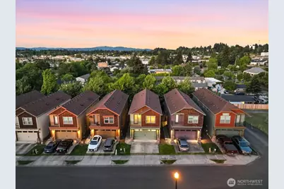 7405 NW 1st Place, Vancouver, WA 98665 - Photo 2