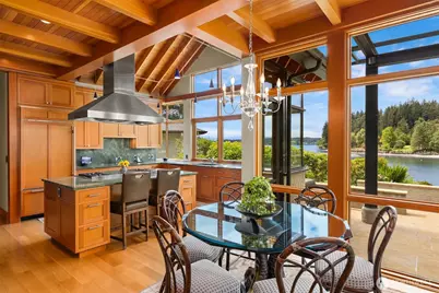 5522 NE Fletcher Landing, Bainbridge Island, WA 98110 - Photo 10