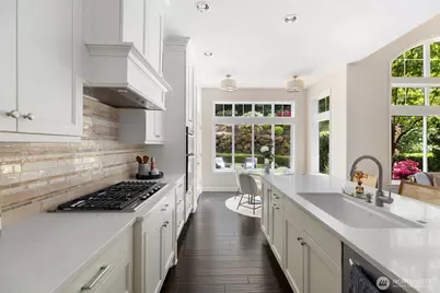23115 SE 44th Street, Sammamish, WA 98075 - Photo 14