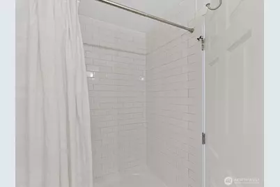 14300 32nd Avenue NE #408, Seattle, WA 98125 - Photo 26