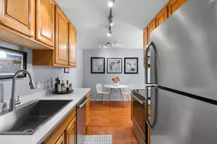 14300 32nd Ave NE, Seattle, WA 98125 - Photo 16
