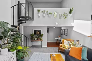 14300 32nd Ave NE, Seattle, WA 98125 - Photo 2