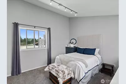14300 32nd Avenue NE #408, Seattle, WA 98125 - Photo 34