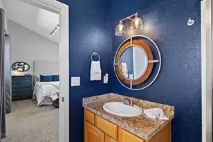 14300 32nd Ave NE, Seattle, WA 98125 - Photo 36