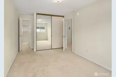 2501 Canterbury Lane E #119, Seattle, WA 98112 - Photo 16