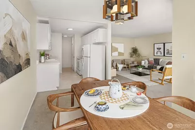 2501 Canterbury Lane E #119, Seattle, WA 98112 - Photo 6