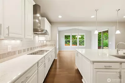 10174 35th Place NE, Lake Stevens, WA 98258 - Photo 14
