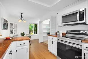 13730 15th Ave NE, Seattle, WA 98125 - Photo 12