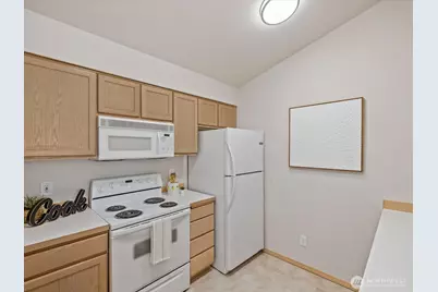 11518 12th Avenue W #D304, Everett, WA 98204 - Photo 14