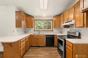 5612 Vincent Ct SE, Lacey, WA 98513 - Photo 10