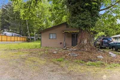 11435 163rd Avenue SE, Renton, WA 98059 - Photo 2