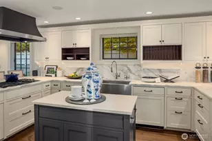 1010 6th St W, Kirkland, WA 98033 - Photo 10