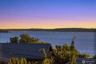 1010 6th St W, Kirkland, WA 98033 - Photo 2