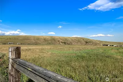 15290 Hwy 97, Ellensburg, WA 98926 - Photo 2