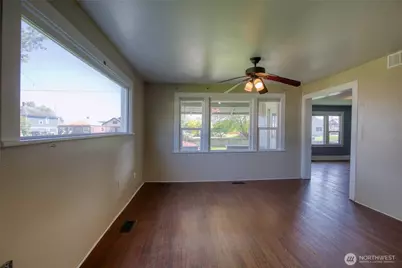 2311 Aberdeen Avenue, Hoquiam, WA 98550 - Photo 10