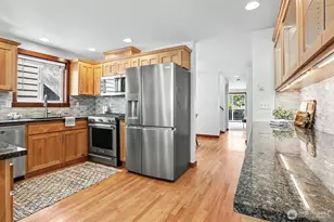 2447 NW 62nd St, Seattle, WA 98107 - Photo 4