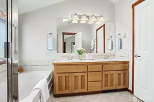 2447 NW 62nd St, Seattle, WA 98107 - Photo 22