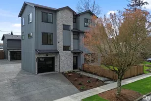 2723 NE 87th St, Seattle, WA 98115 - Photo 1