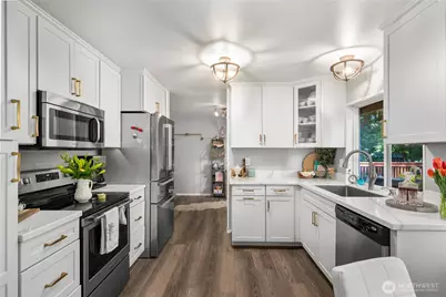 20410 109th Street Ct E, Bonney Lake, WA 98391 - Photo 10
