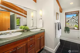 543 N 83rd St, Seattle, WA 98103 - Photo 24