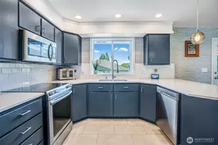 4095 W Cove West Dr, Moses Lake, WA 98837 - Photo 8