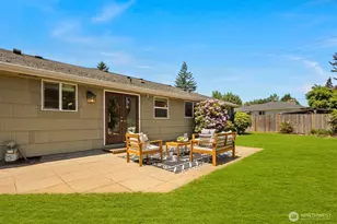 22817 75th Ave W, Edmonds, WA 98026 - Photo 30