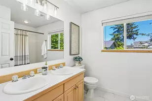 8218 NE 125th Ct, Kirkland, WA 98034 - Photo 12