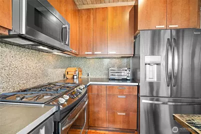 1408 12th Avenue #211, Seattle, WA 98122 - Photo 10