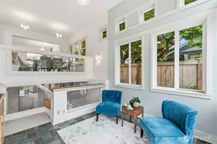 108 N 54th St, Seattle, WA 98103 - Photo 12