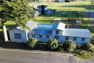108 W Bartlett Rd, Lynden, WA 98264 - Photo 4