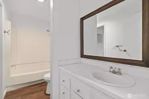 10015 NE 123rd St, Kirkland, WA 98034 - Photo 12