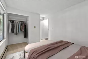 10015 NE 123rd St, Kirkland, WA 98034 - Photo 14