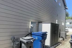 8730 69th Pl NE, Marysville, WA 98270 - Photo 16