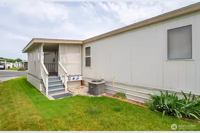 2240 W Broadway Avenue #221, Moses Lake, WA 98837 - Photo 38