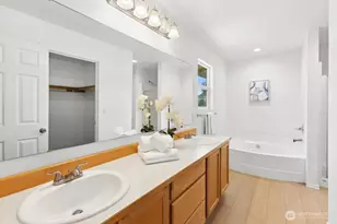 4206 S 137th St, Tukwila, WA 98168 - Photo 16