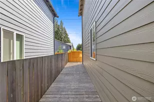 2216 117th St SW, Everett, WA 98204 - Photo 32