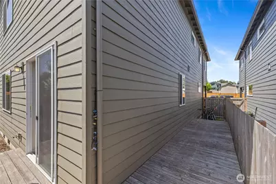 2216 117th Street SW, Everett, WA 98204 - Photo 34