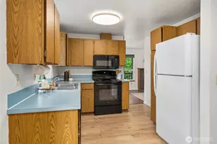 14608 SE 274th St, Kent, WA 98042 - Photo 10