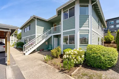 246 Prince Avenue #202, Bellingham, WA 98226 - Photo 1