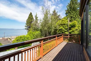 2364 Hobart Ave SW, Seattle, WA 98116 - Photo 20