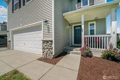 205 Roberts St NE, Orting, WA 98360 - Photo 2