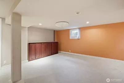6238 Woodlawn Avenue N, Seattle, WA 98103 - Photo 30