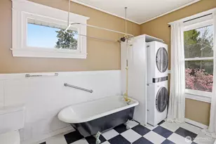 6238 Woodlawn Ave N, Seattle, WA 98103 - Photo 20