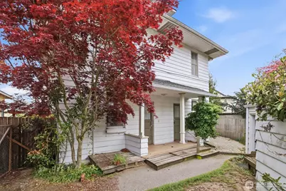 6238 Woodlawn Avenue N, Seattle, WA 98103 - Photo 32