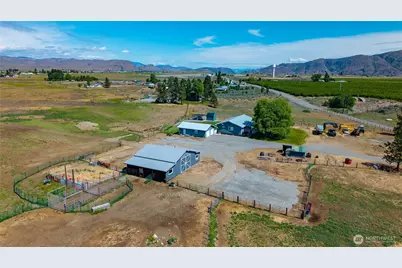 225 Robinson Canyon Road, Omak, WA 98841 - Photo 10